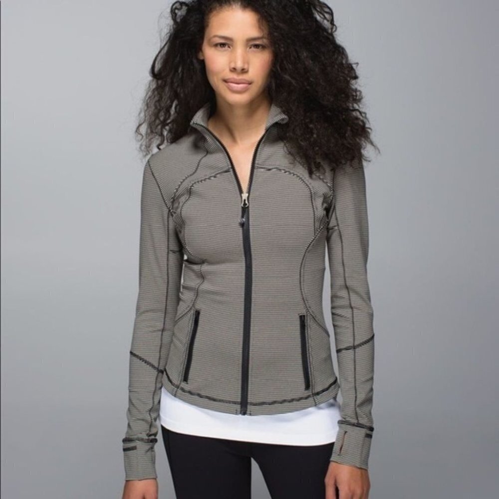 Lululemon Forme Striped Jacket Full Zip Size 6 Activewear Sporty